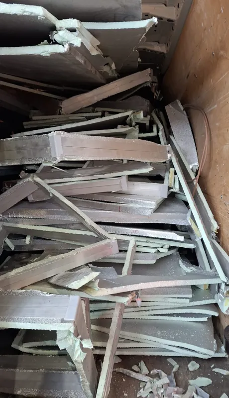 Vhodné – izolačné materiály (6)